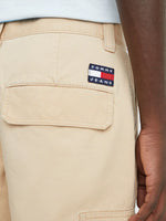 Afbeelding in Gallery-weergave laden, Short cargo Tommy Jeans beige pour homme I Georgespaul
