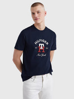 Laden Sie das Bild in den Galerie-Viewer, T-Shirt Tommy Hilfiger marine en coton bio pour homme I Georgespaul
