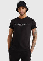 Laden Sie das Bild in den Galerie-Viewer, Schwarzes T-Shirt mit Tommy Hilfiger-Logo aus Bio-Baumwolle
