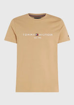 Charger l&#39;image dans la galerie, T-Shirt logo poitrine Tommy Hilfiger beige pour homme I Georgespaul
