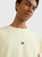 Afbeelding in Gallery-weergave laden, T-Shirt Tommy Hilfiger jaune clair coton bio pour homme I Georgespaul
