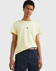 T-Shirt logo poitrine Tommy Hilfiger jaune clair coton bio - Georgespaul