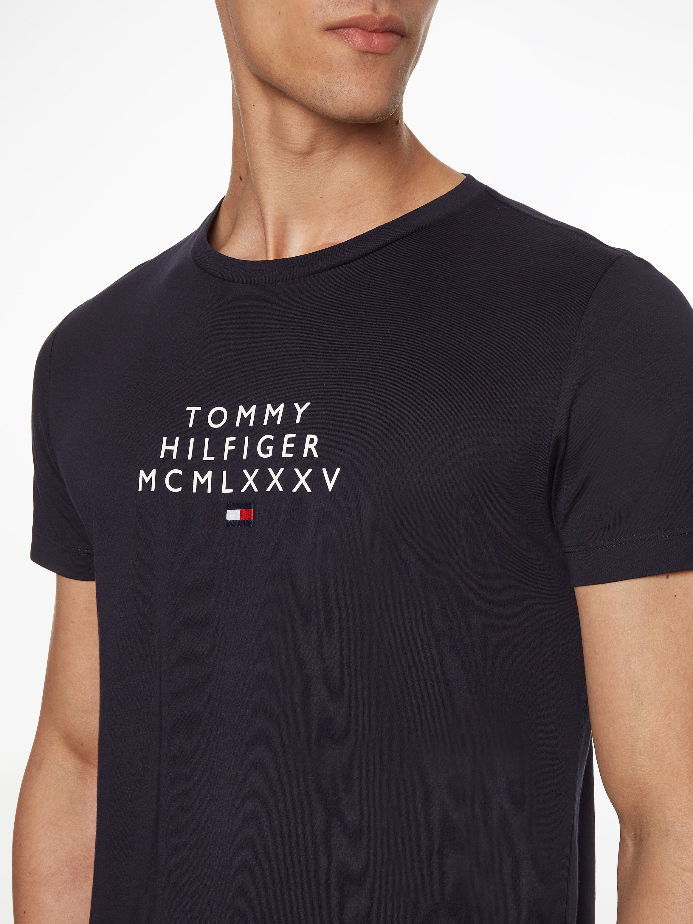 T-Shirt signature Tommy Hilfiger marine en coton bio | Georgespaul